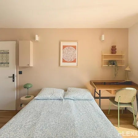Charming 16m In 20 With Shared Terrace Appartamento